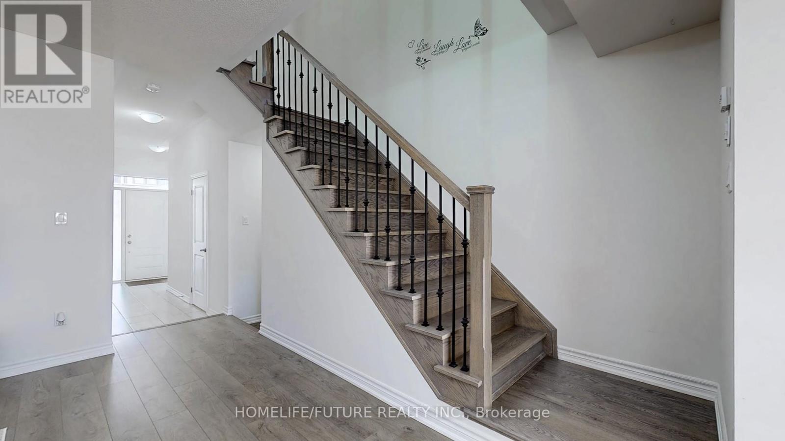 348 Okanagan Path, Oshawa (Donevan), Ontario  L1H 0A7 - Photo 17 - E12472564