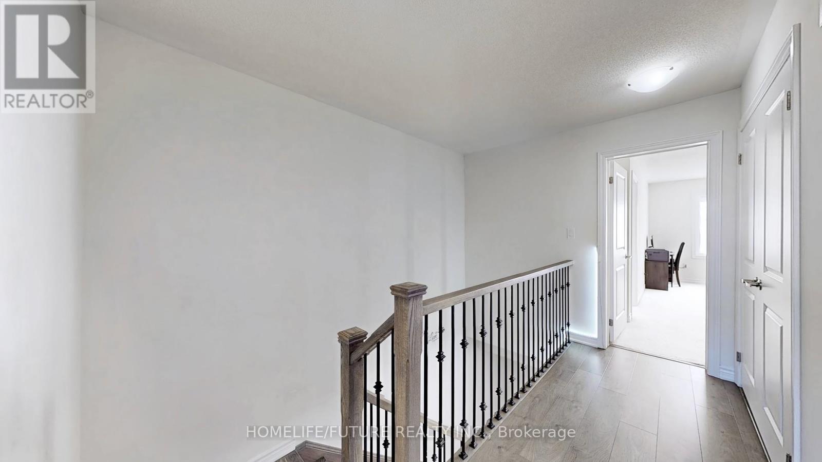 348 Okanagan Path, Oshawa (Donevan), Ontario  L1H 0A7 - Photo 18 - E12472564