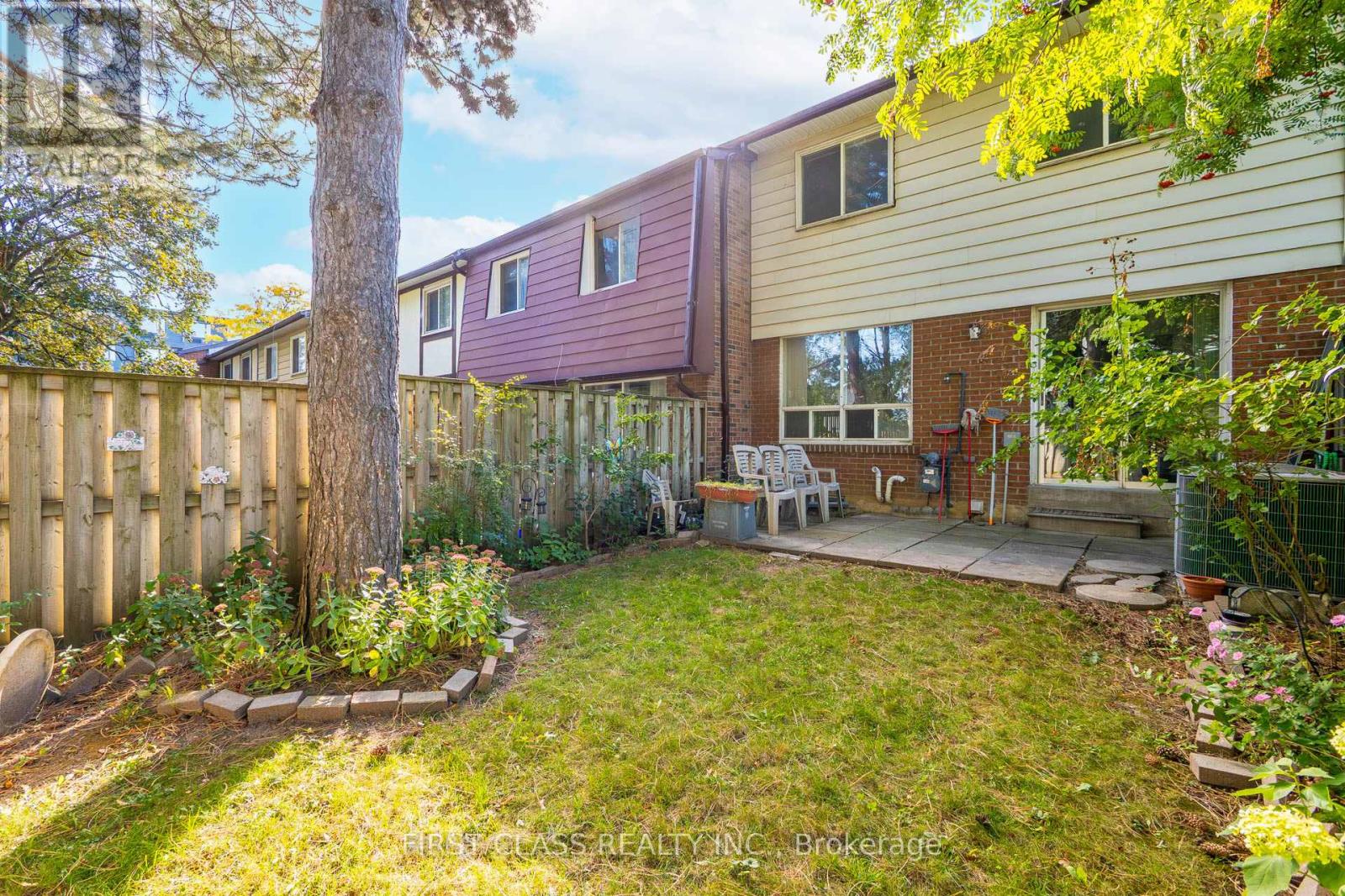 57 Dundalk Drive, Toronto, Ontario  M1P 4V1 - Photo 49 - E12472589