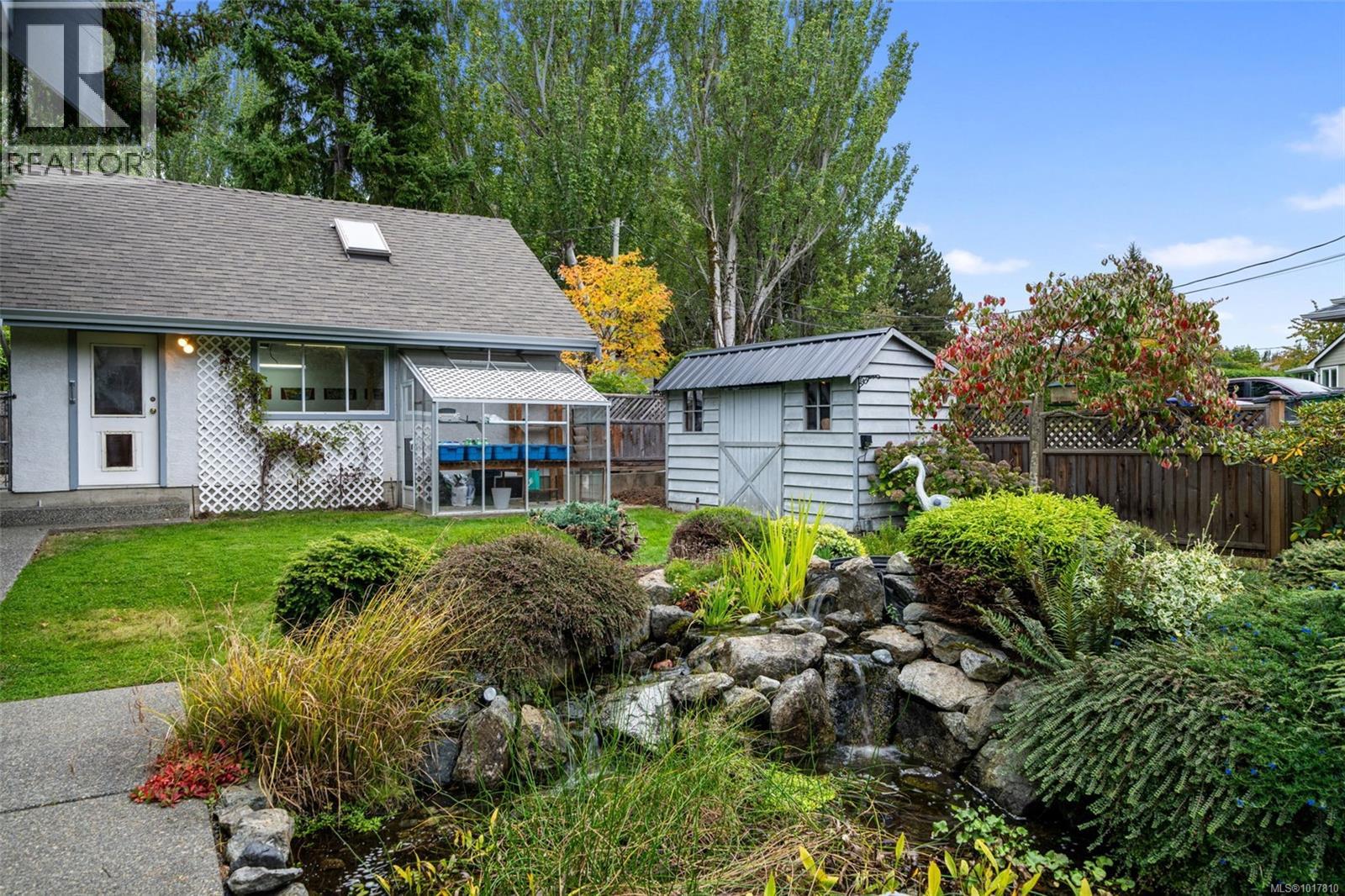 1741 Barrie Rd, Saanich, British Columbia  V8N 2W4 - Photo 44 - 1017810