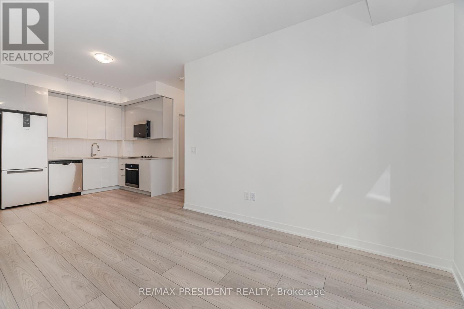 501 - 474 Caldari Road, Vaughan, Ontario  L4K 0R5 - Photo 13 - N12472571