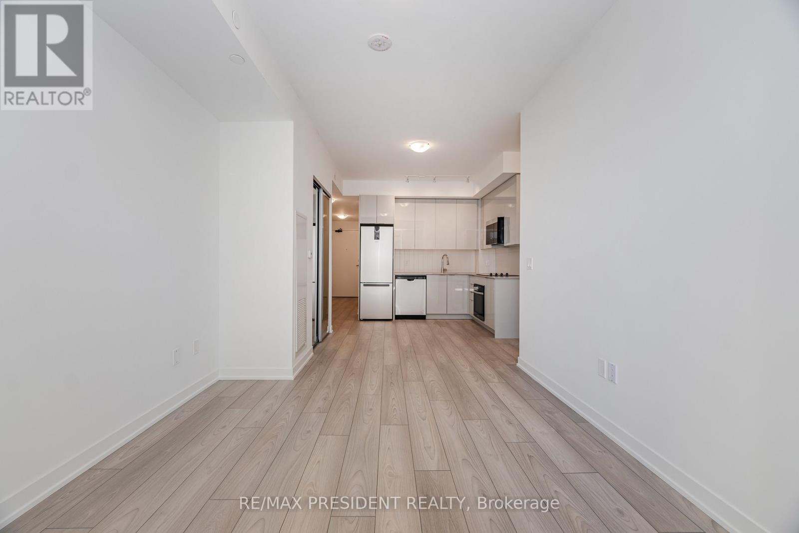 501 - 474 Caldari Road, Vaughan, Ontario  L4K 0R5 - Photo 14 - N12472571