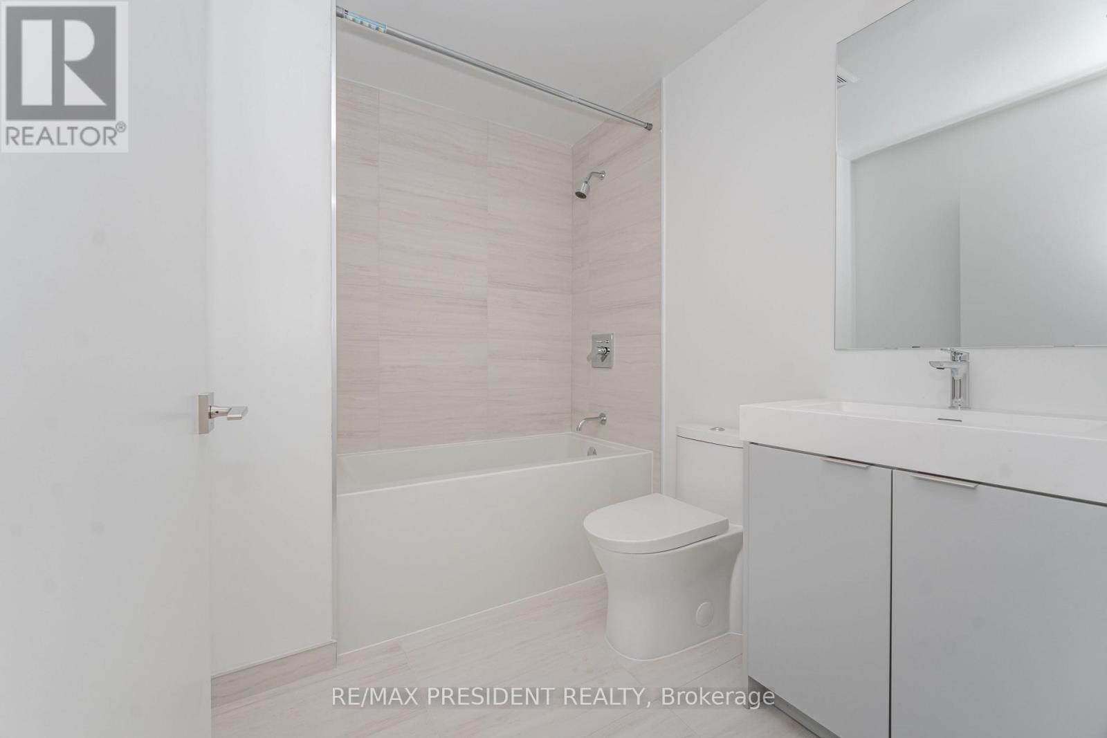 501 - 474 Caldari Road, Vaughan, Ontario  L4K 0R5 - Photo 18 - N12472571