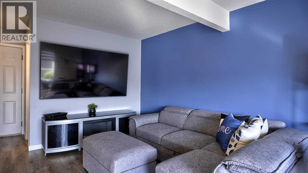 9, 567 Edmonton Trail Ne, Airdrie, Alberta  T4B 2L4 - Photo 8 - A2256383