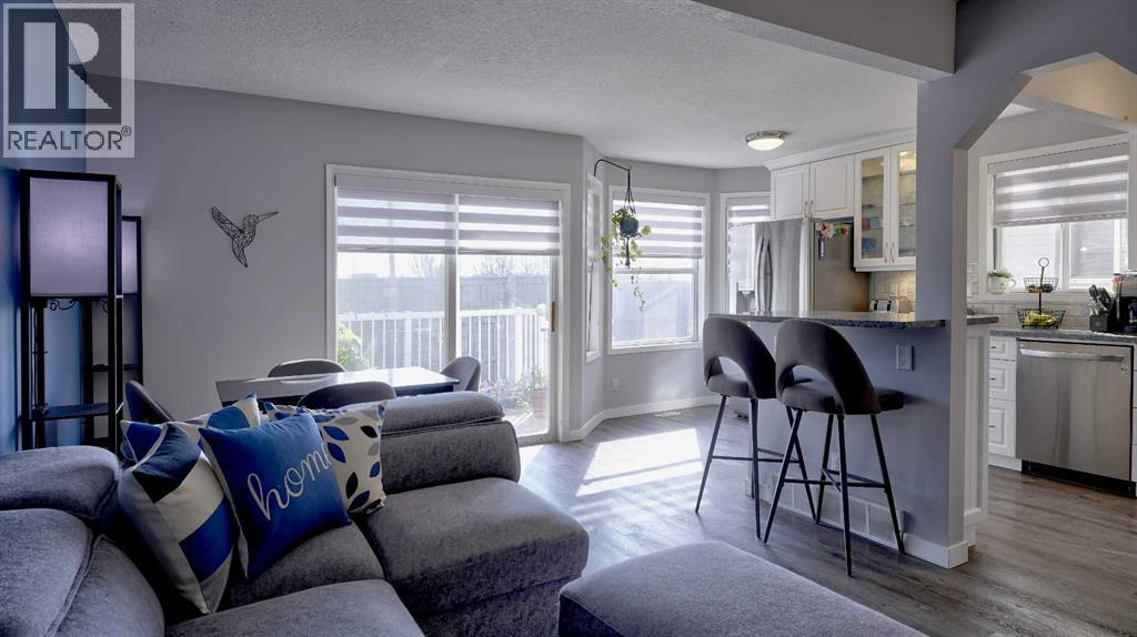 9, 567 Edmonton Trail Ne, Airdrie, Alberta  T4B 2L4 - Photo 9 - A2256383