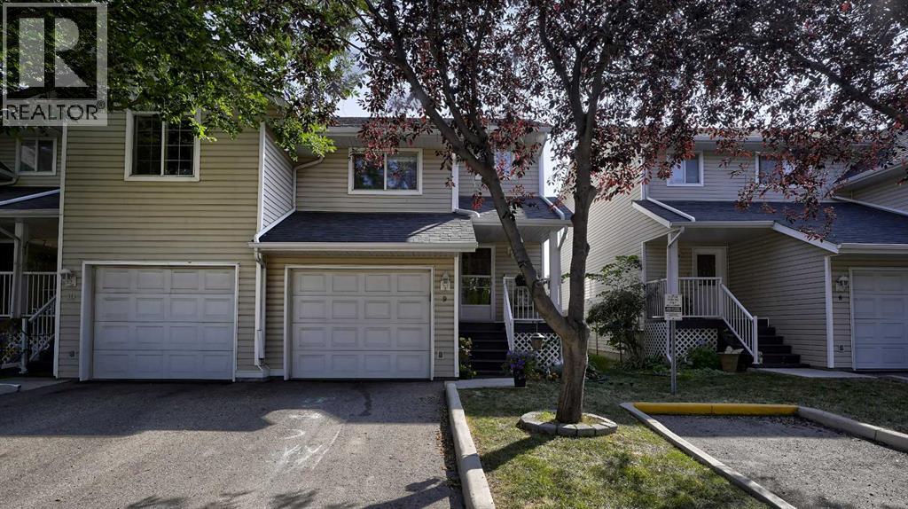 9, 567 Edmonton Trail Ne, Airdrie, Alberta  T4B 2L4 - Photo 3 - A2256383