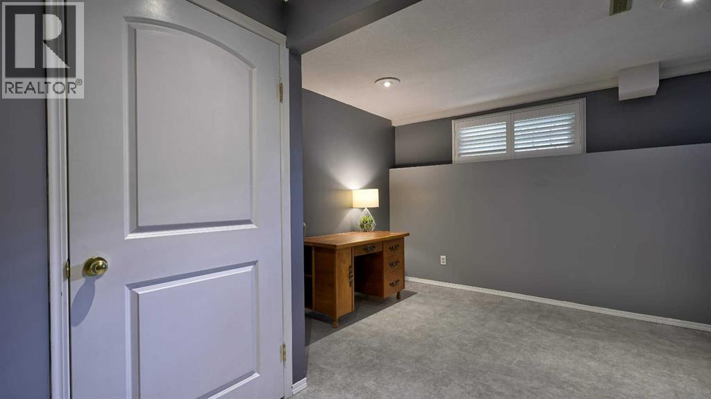 9, 567 Edmonton Trail Ne, Airdrie, Alberta  T4B 2L4 - Photo 35 - A2256383