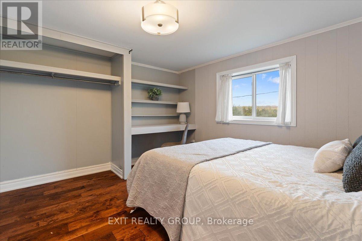 895 English Settlement Road, Quinte West, Ontario K8V 5P7 - Photo 27 - X12472594