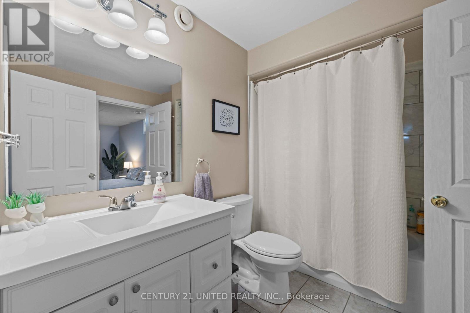 385 Bianco Crescent, Peterborough, Ontario  K9K 0A5 - Photo 18 - X12472657