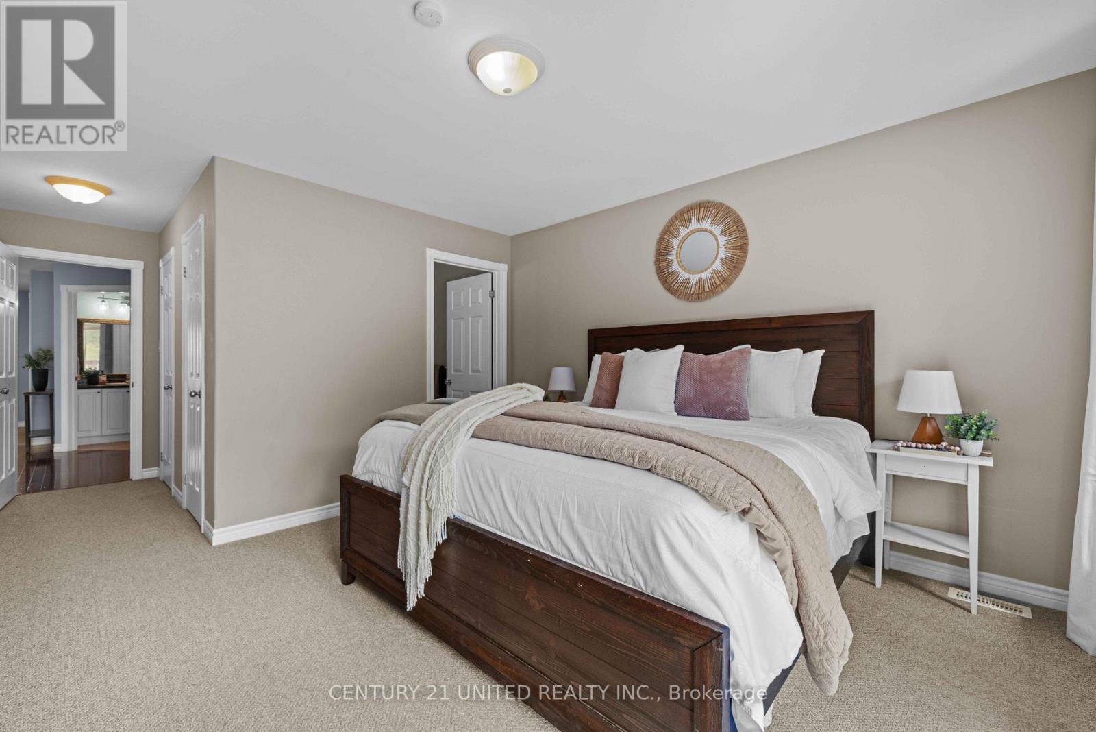 385 Bianco Crescent, Peterborough, Ontario  K9K 0A5 - Photo 7 - X12472657