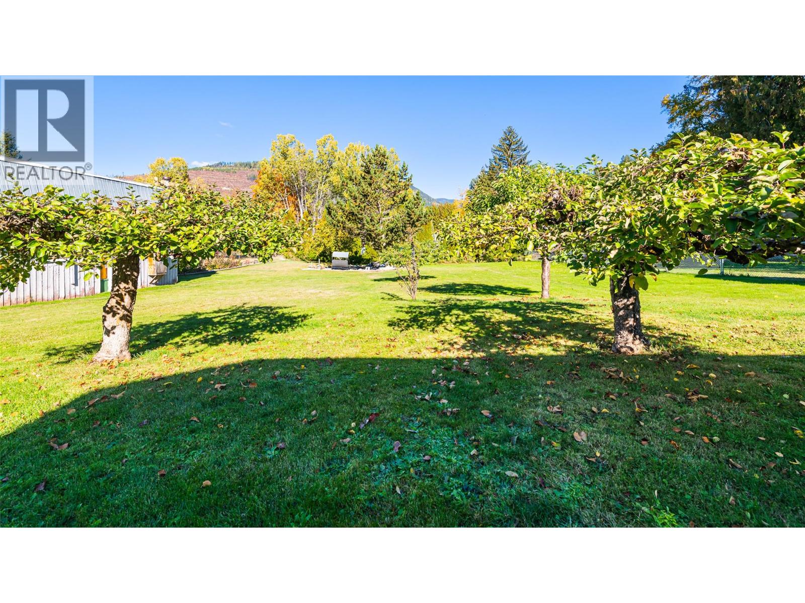 5145 Elsie Holmes Road, Wynndel, British Columbia  V0B 2N1 - Photo 38 - 10366232