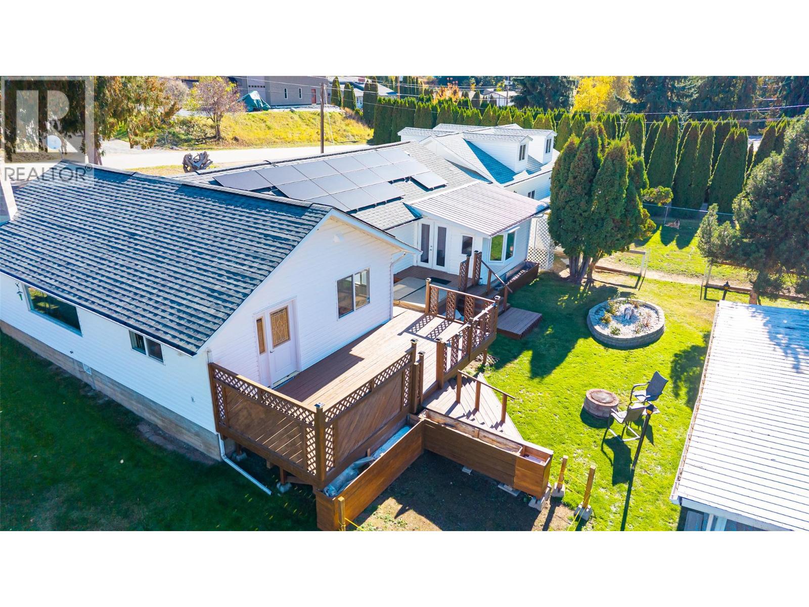 5145 Elsie Holmes Road, Wynndel, British Columbia  V0B 2N1 - Photo 4 - 10366232