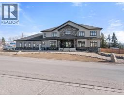 1905 89 Avenue, dawson creek, British Columbia