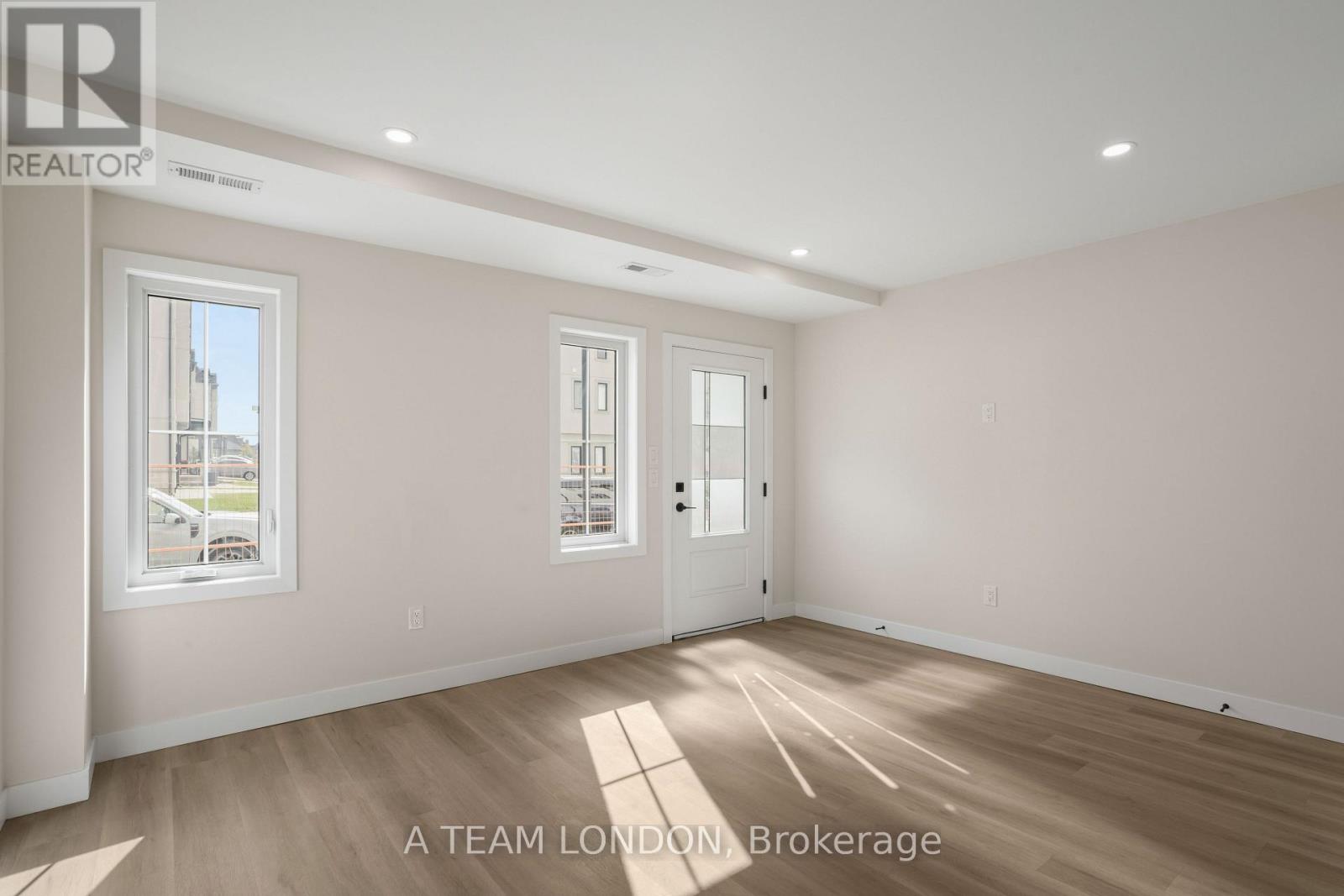193 - 310 Callaway Road, London North, Ontario  N6G 0N8 - Photo 10 - X12472661