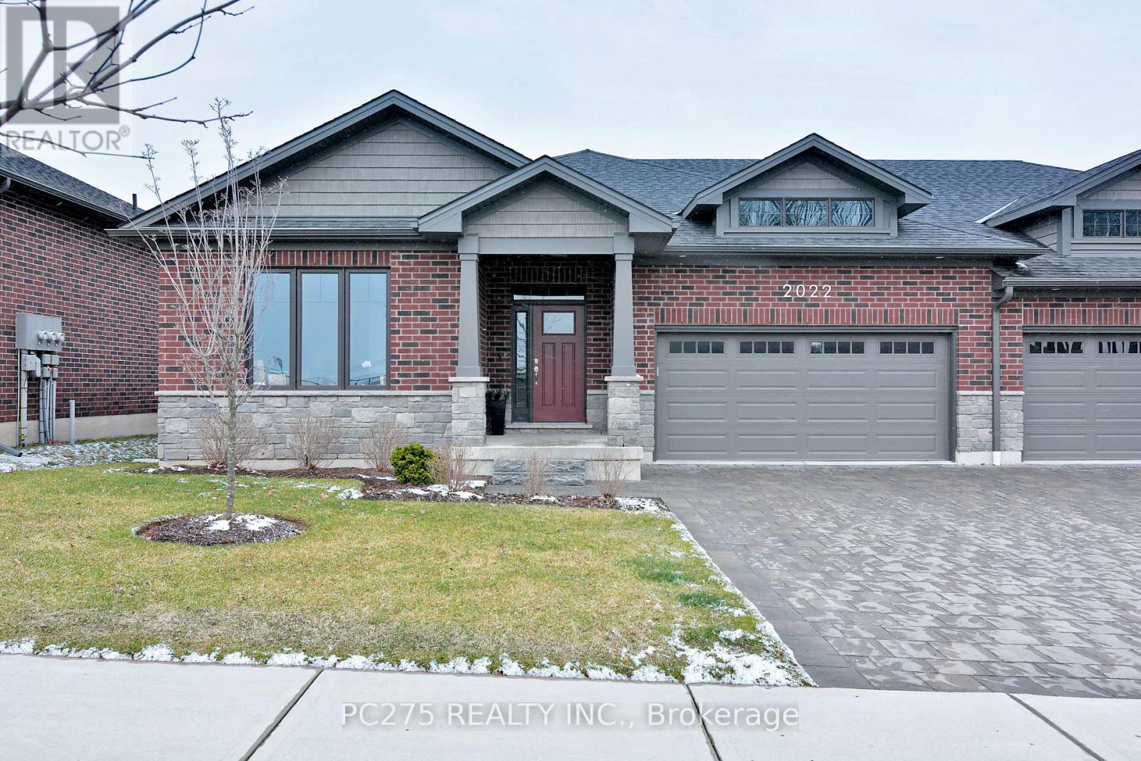 10 - 2022 UPPERPOINT BOULEVARD, London South, Ontario