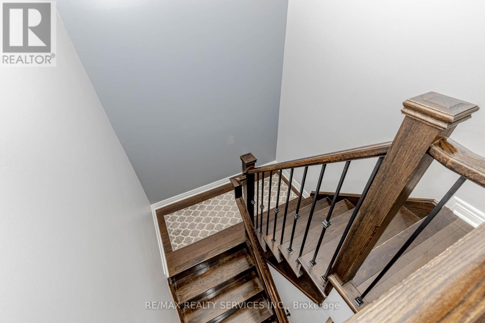 152 Weston Drive, Milton (Sc Scott), Ontario  L9T 0V6 - Photo 21 - W12472549