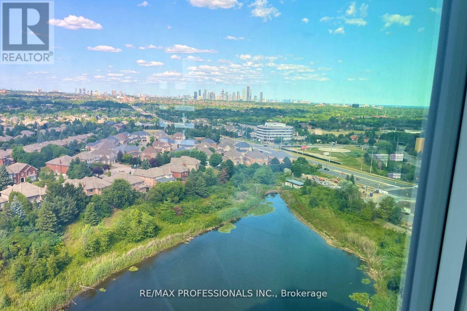 2011 - 2495 Eglinton Avenue W, Mississauga, Ontario  L5M 2V8 - Photo 15 - W12472555