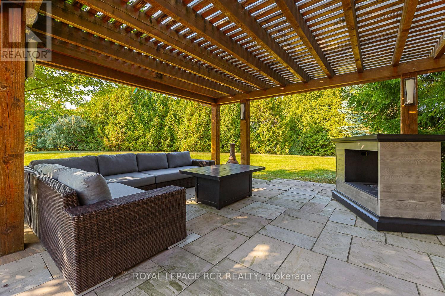 36 Matson Drive, Caledon (Palgrave), Ontario  L7E 0A9 - Photo 15 - W12472584