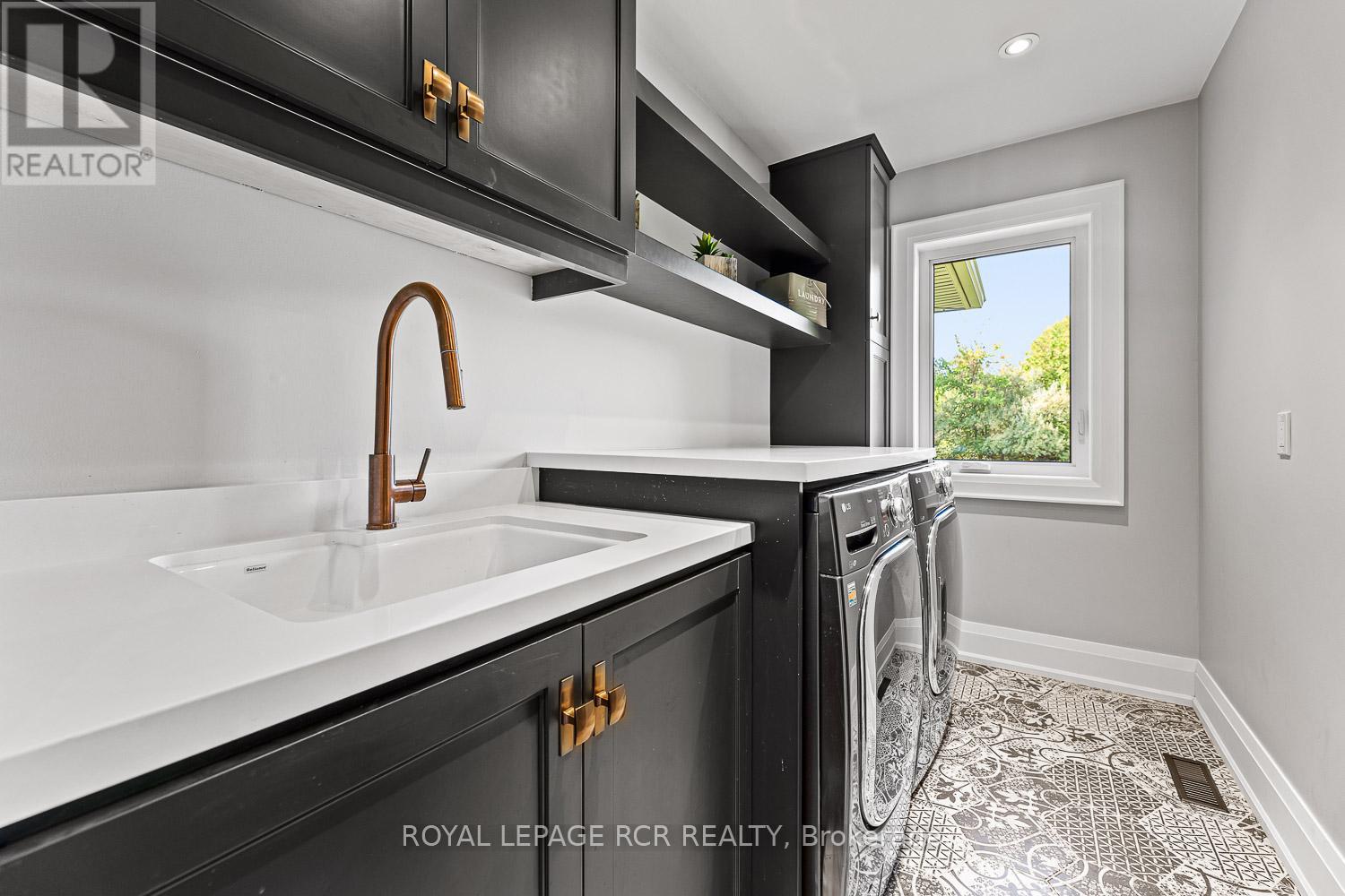 36 Matson Drive, Caledon (Palgrave), Ontario  L7E 0A9 - Photo 35 - W12472584