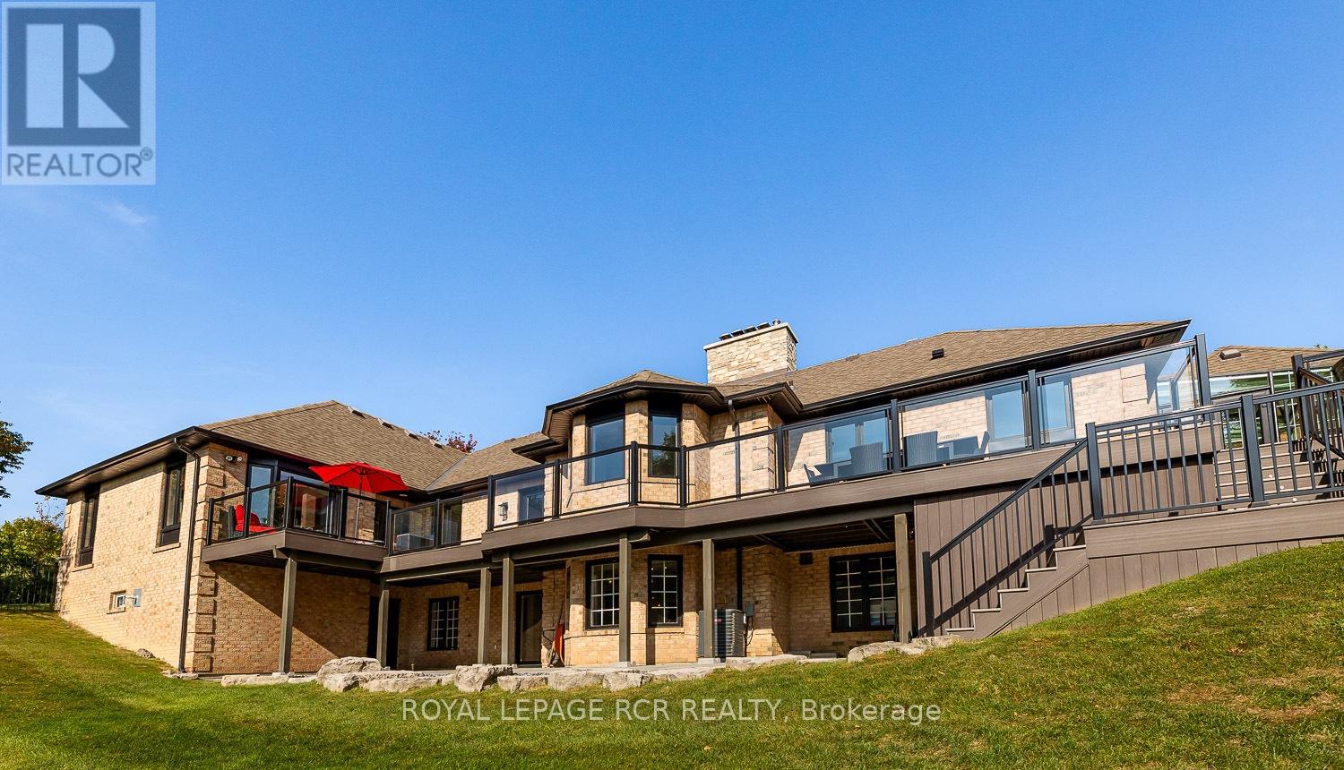 36 Matson Drive, Caledon (Palgrave), Ontario  L7E 0A9 - Photo 5 - W12472584