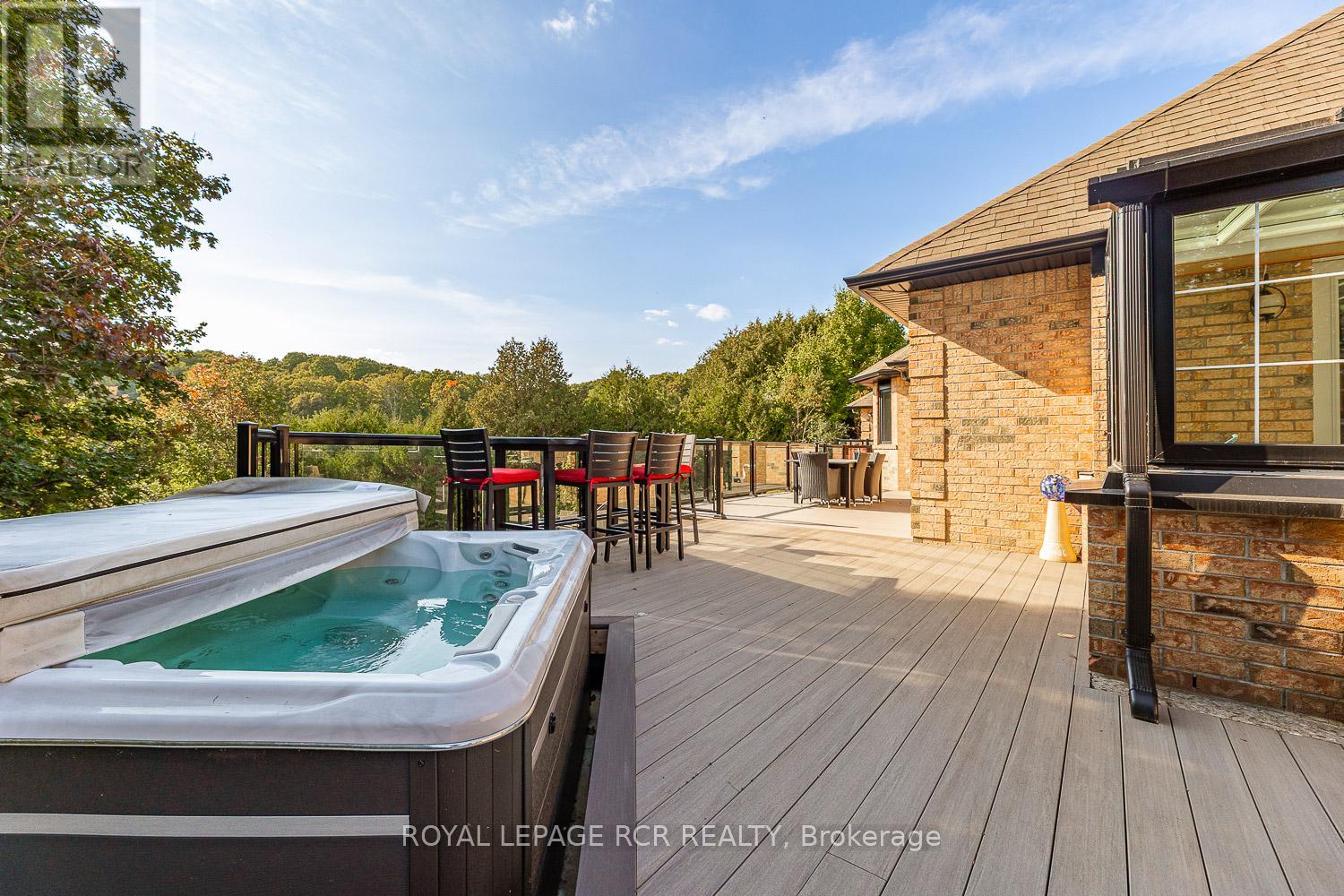 36 Matson Drive, Caledon (Palgrave), Ontario  L7E 0A9 - Photo 7 - W12472584