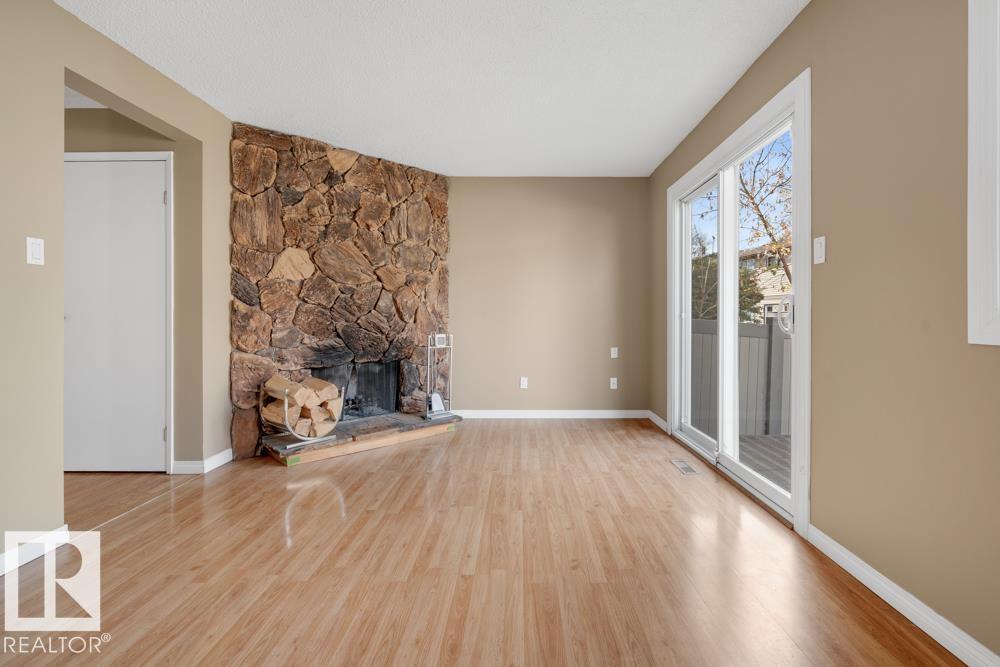 1193 Hooke Rd Nw, Edmonton, Alberta  T5A 4A5 - Photo 4 - E4462850