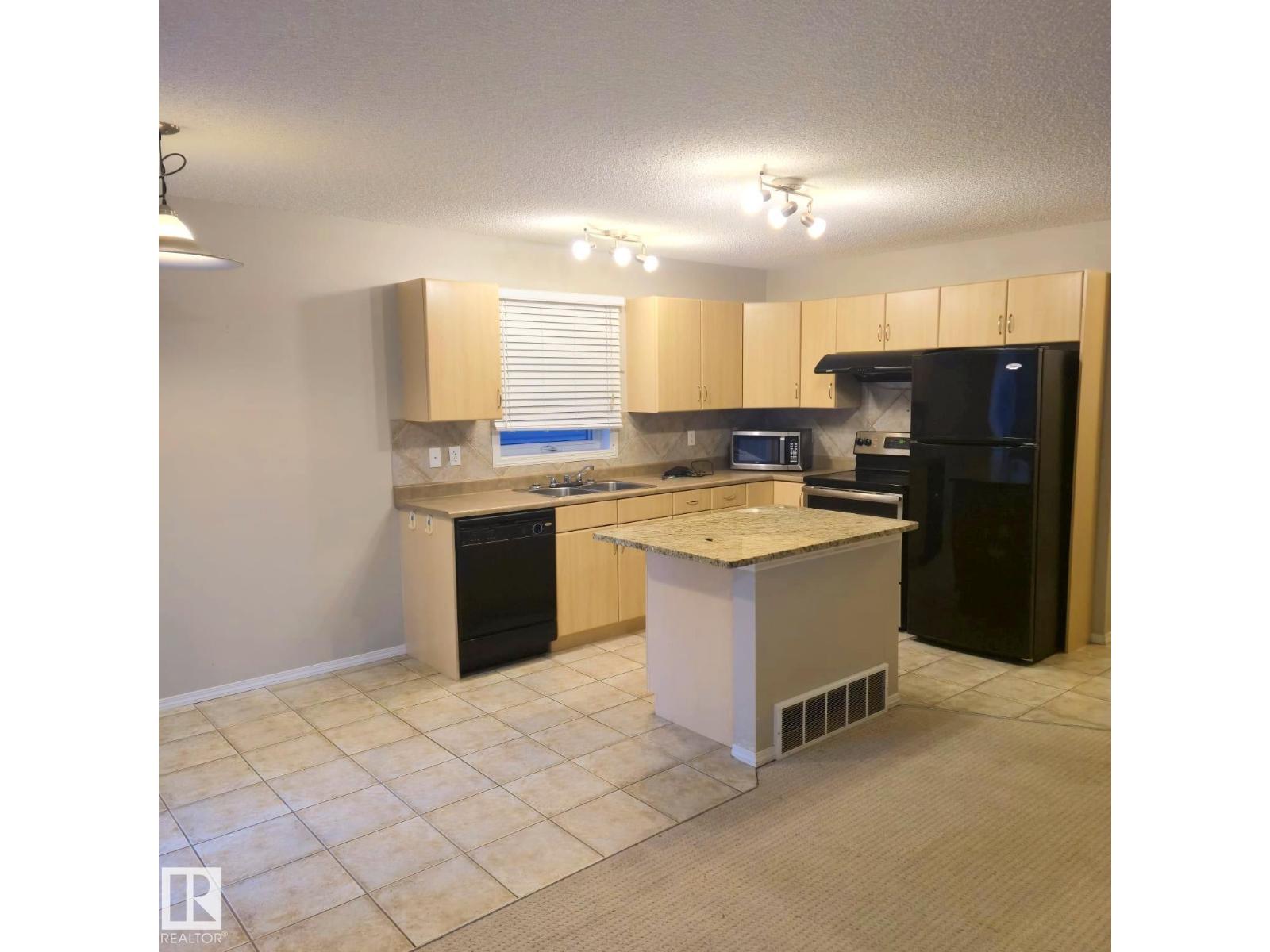 #20 120 Magrath Rd Nw, Edmonton, Alberta  T6R 0C6 - Photo 4 - E4462849
