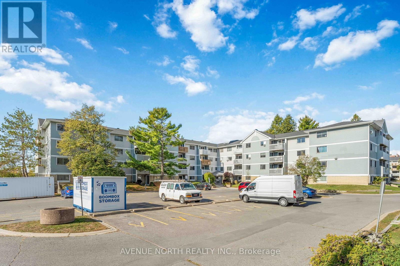 200 - 214 VIEWMOUNT DRIVE, Ottawa, Ontario