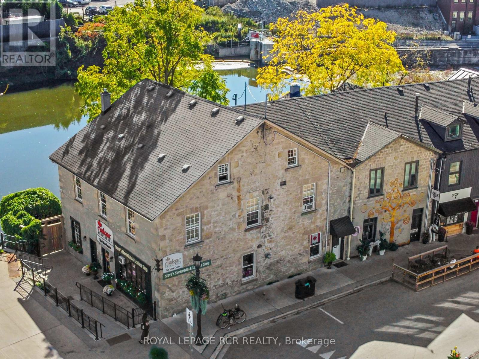 50 Mill Street W, Centre Wellington, Ontario  N0B 1S0 - Photo 11 - X12472565