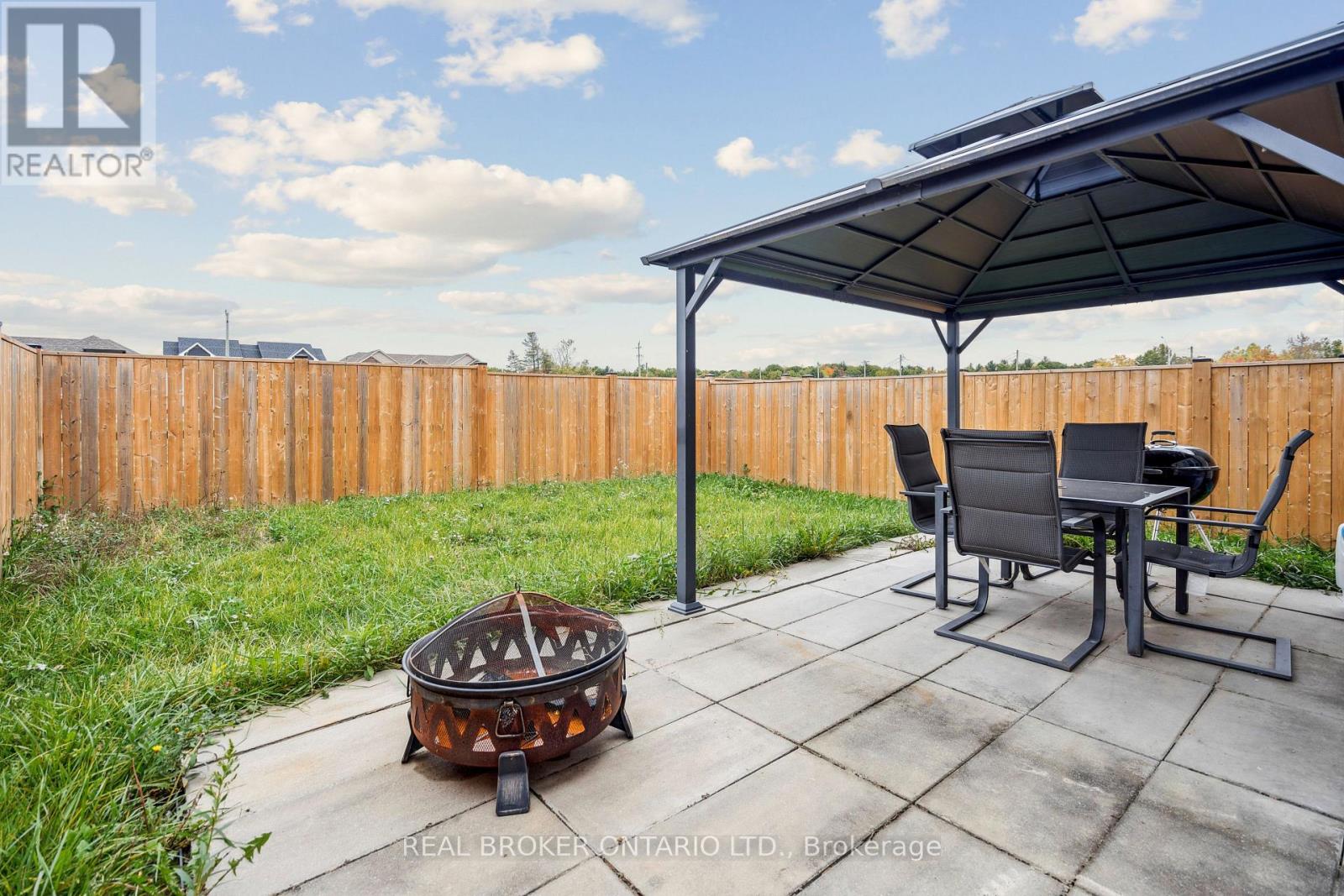 14 Legacy Lane, Thorold (Hurricane/merrittville), Ontario  L3B 0G7 - Photo 27 - X12472610