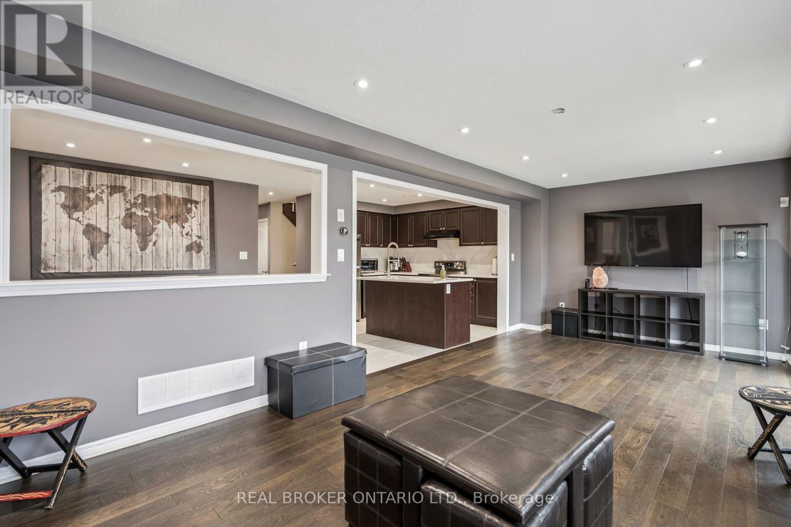14 Legacy Lane, Thorold (Hurricane/merrittville), Ontario  L3B 0G7 - Photo 7 - X12472610