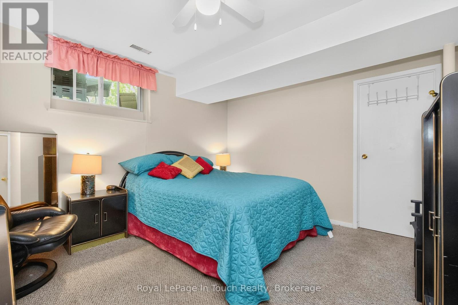 23 Caribbean Drive, Wasaga Beach, Ontario  L9Z 2W3 - Photo 34 - S12472674