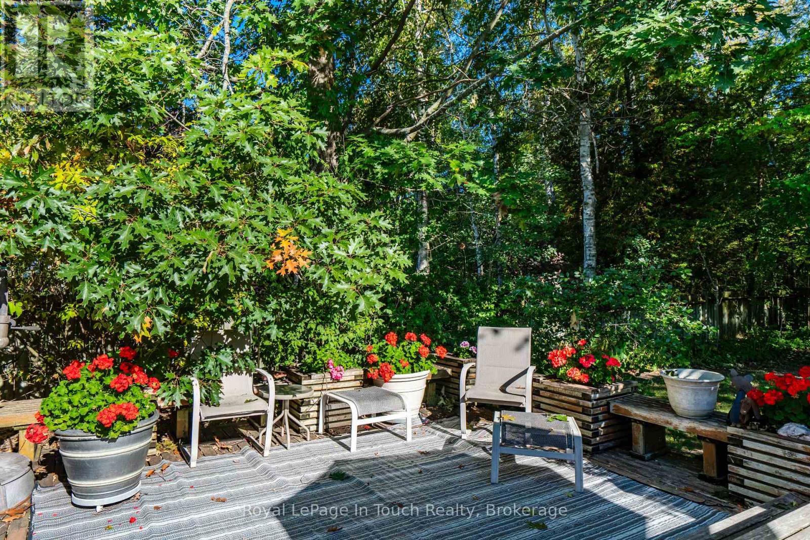 23 Caribbean Drive, Wasaga Beach, Ontario  L9Z 2W3 - Photo 36 - S12472674