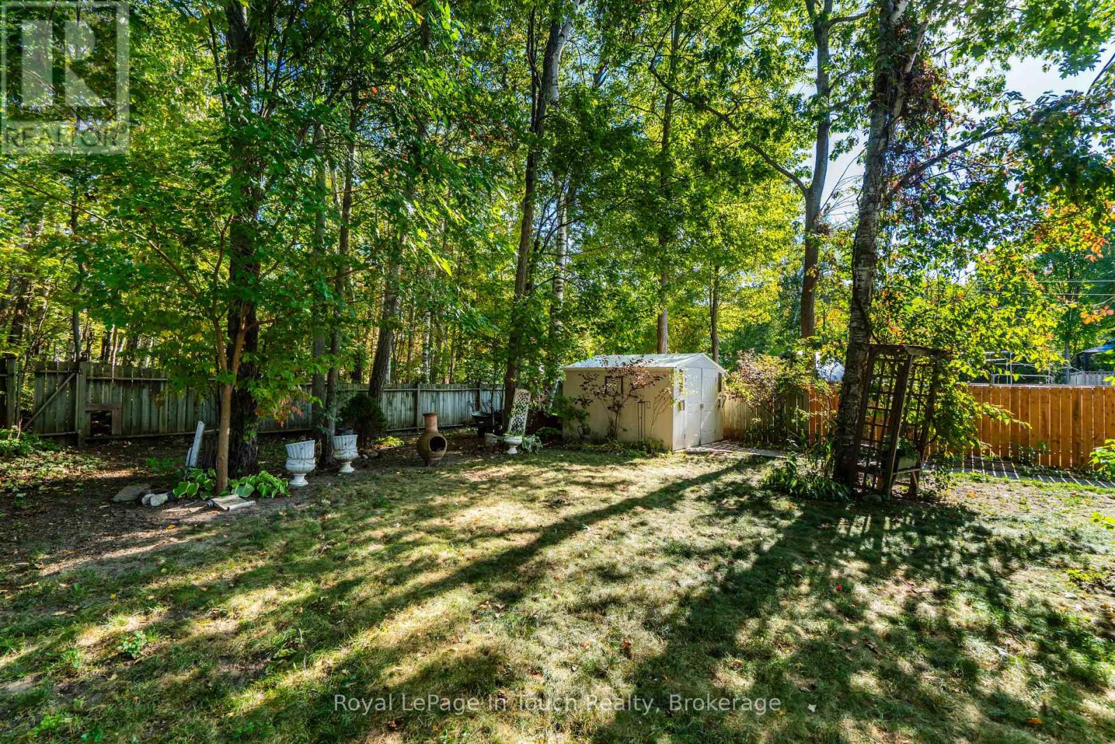 23 Caribbean Drive, Wasaga Beach, Ontario  L9Z 2W3 - Photo 42 - S12472674
