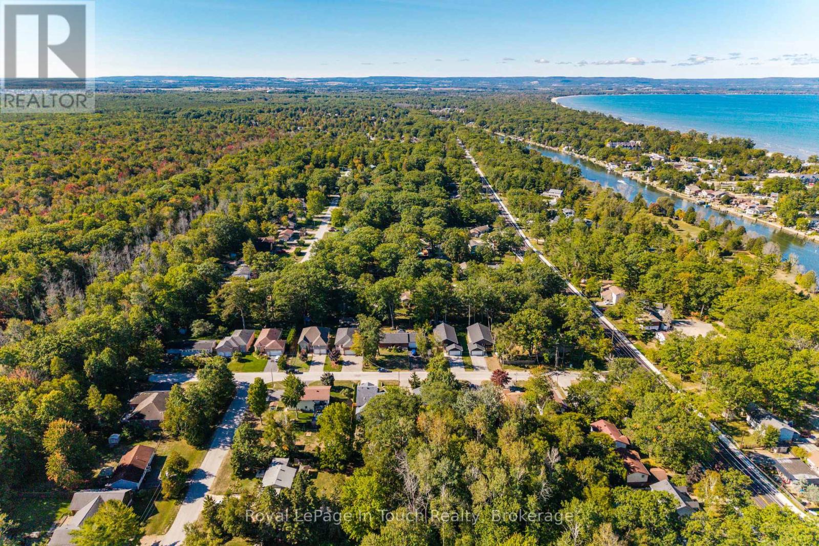 23 Caribbean Drive, Wasaga Beach, Ontario  L9Z 2W3 - Photo 49 - S12472674