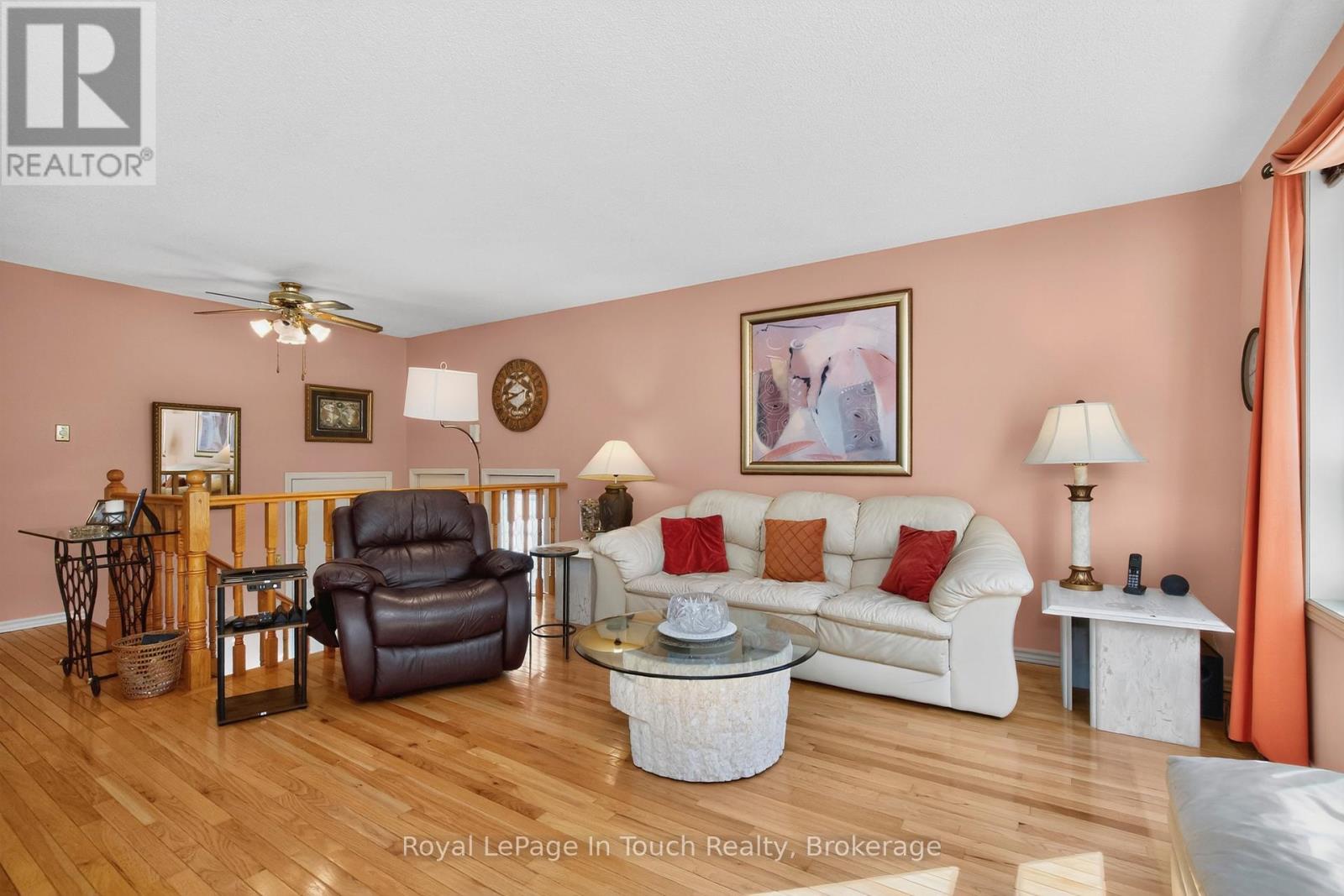 23 Caribbean Drive, Wasaga Beach, Ontario  L9Z 2W3 - Photo 6 - S12472674