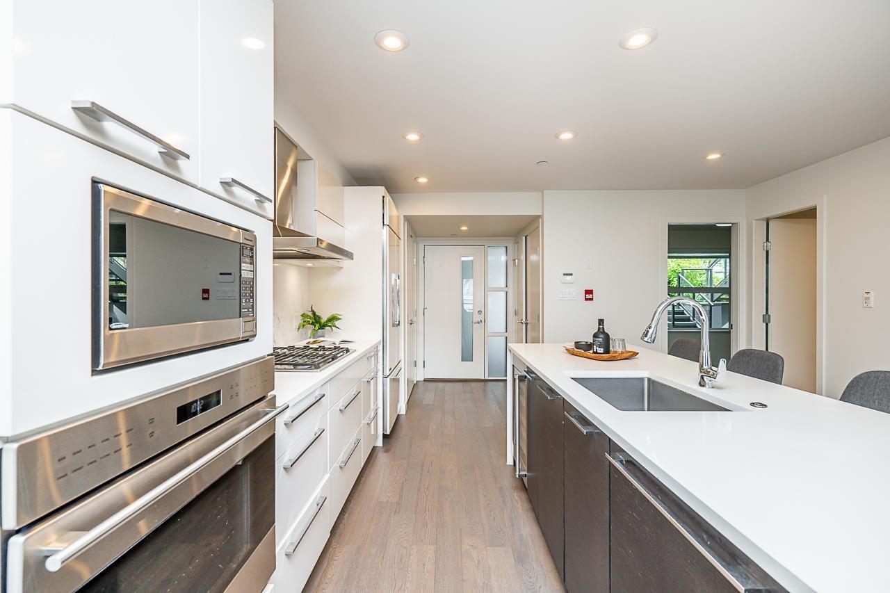 203 1150 Oxford Street, White Rock, British Columbia  V4B 0B3 - Photo 10 - R3059616