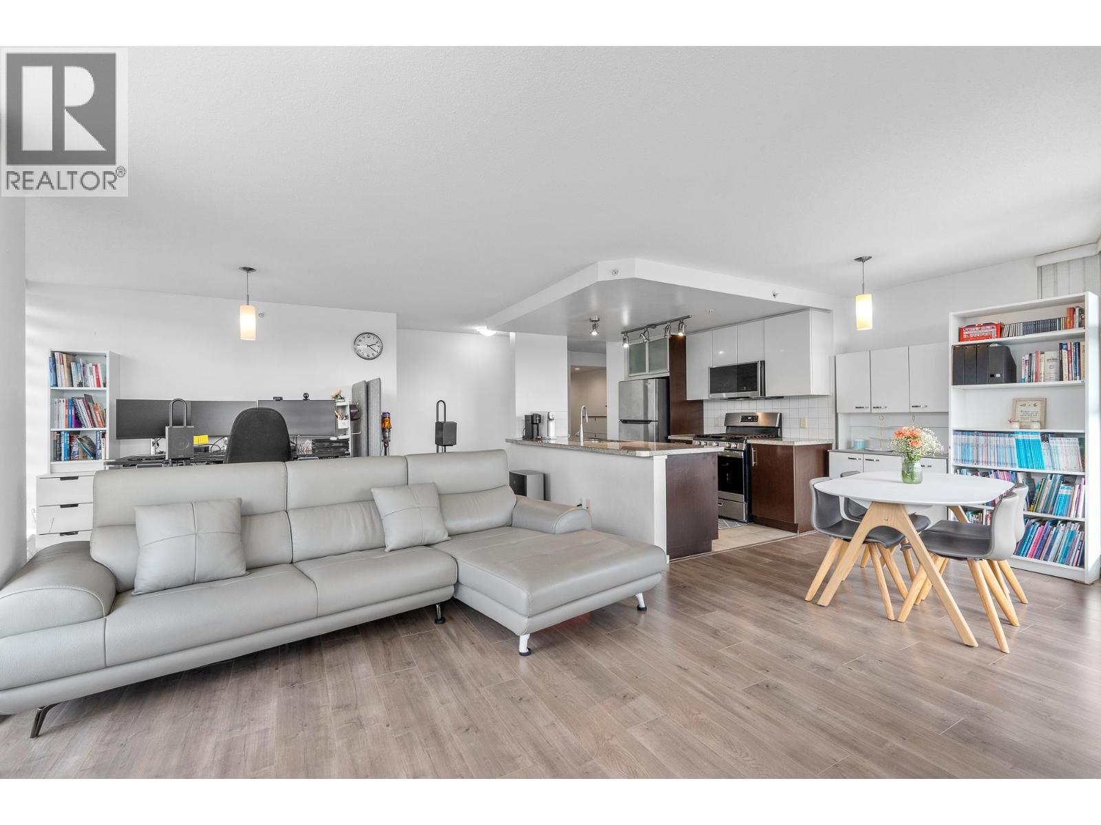 707 2289 Yukon Crescent, Burnaby, British Columbia  V5C 0B2 - Photo 16 - R3060109