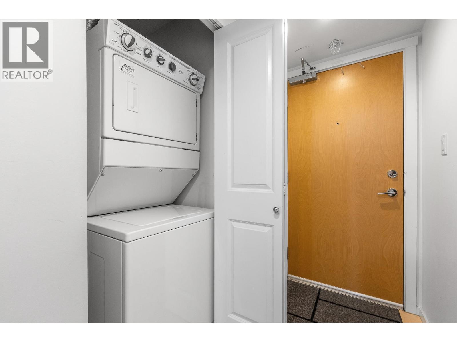 707 2289 Yukon Crescent, Burnaby, British Columbia  V5C 0B2 - Photo 25 - R3060109