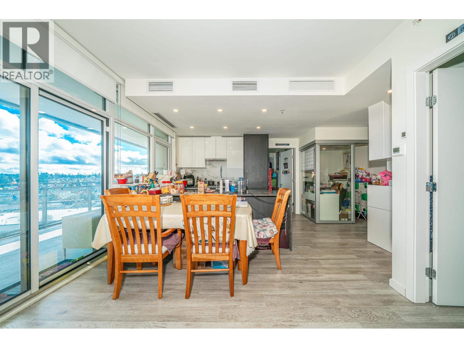 1305 5311 Goring Street, Burnaby, British Columbia  V5B 0B5 - Photo 9 - R3059973