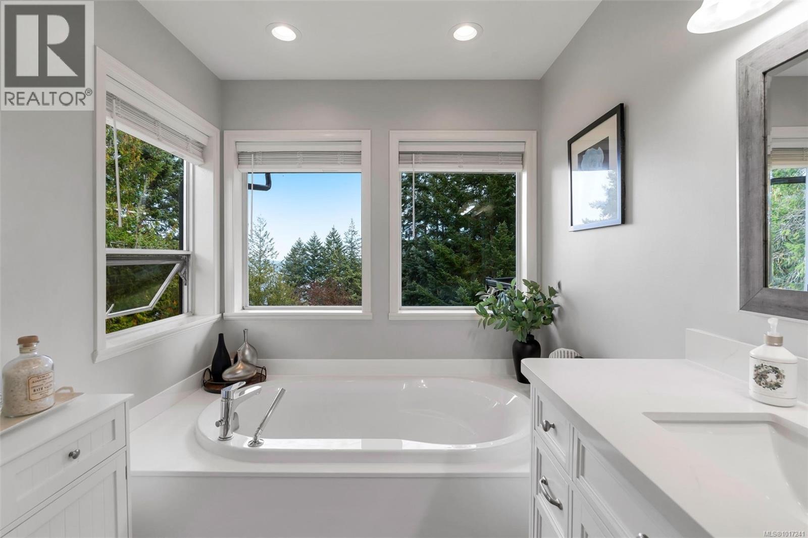 165 Okotoks Rd, Malahat, British Columbia  V0R 2L0 - Photo 35 - 1017241