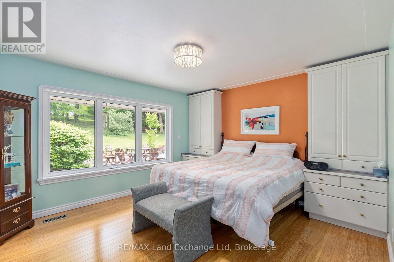 14519 Elginfield Road, Middlesex Centre, Ontario  N0M 2J0 - Photo 28 - X12472625
