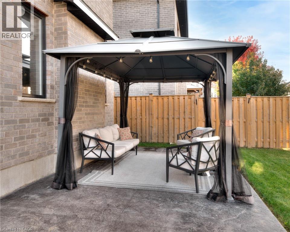 231 Forest Creek Drive, Kitchener, Ontario  N2R 0M2 - Photo 42 - 40780594