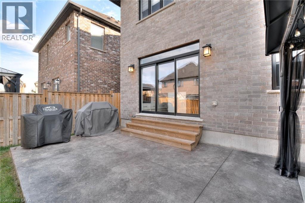 231 Forest Creek Drive, Kitchener, Ontario  N2R 0M2 - Photo 39 - 40780594