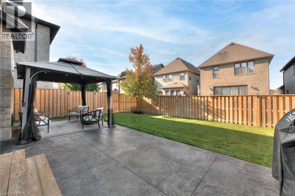 231 Forest Creek Drive, Kitchener, Ontario  N2R 0M2 - Photo 41 - 40780594