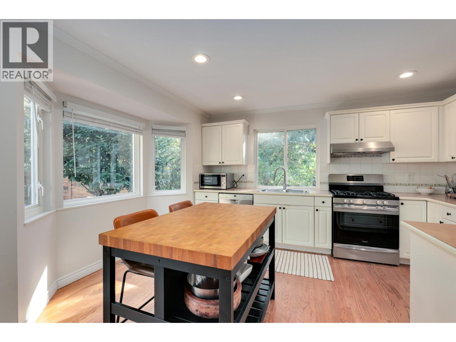 1400 Riverside Drive, North Vancouver, British Columbia  V7H 1V5 - Photo 9 - R3060136