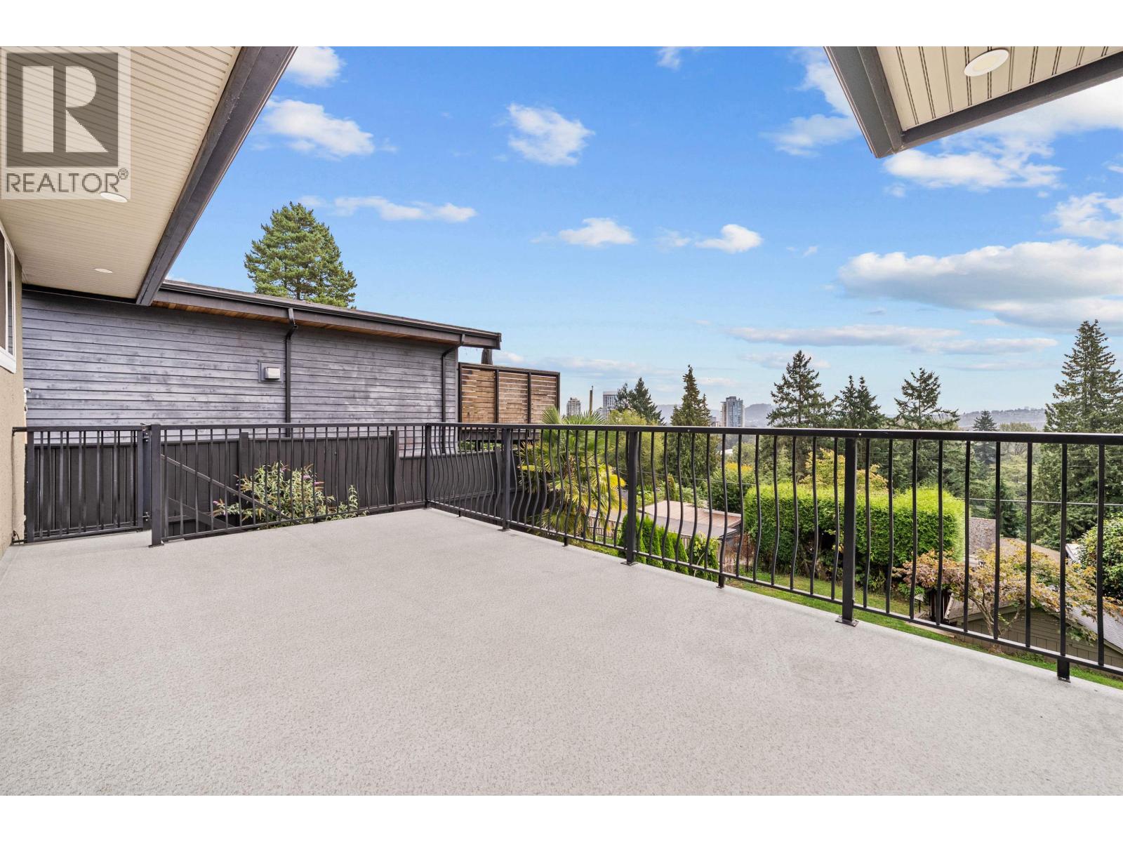 1137 Cloverley Street, North Vancouver, British Columbia  V7L 1N7 - Photo 13 - R3060167