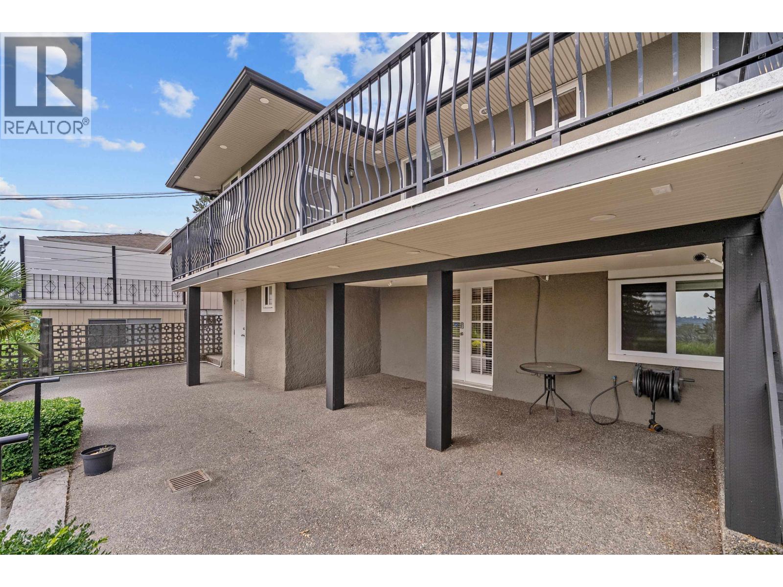1137 Cloverley Street, North Vancouver, British Columbia  V7L 1N7 - Photo 16 - R3060167