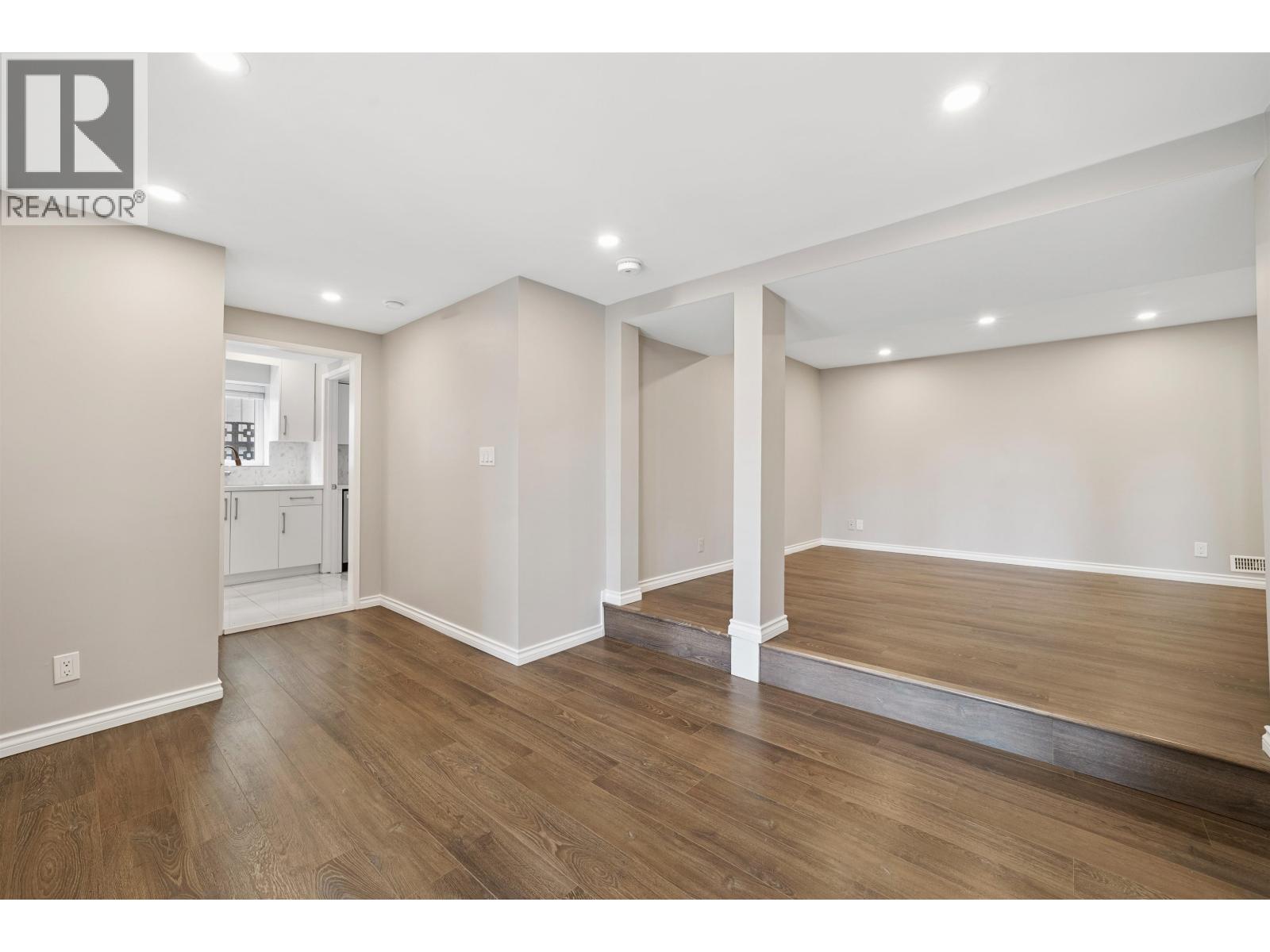 1137 Cloverley Street, North Vancouver, British Columbia  V7L 1N7 - Photo 18 - R3060167