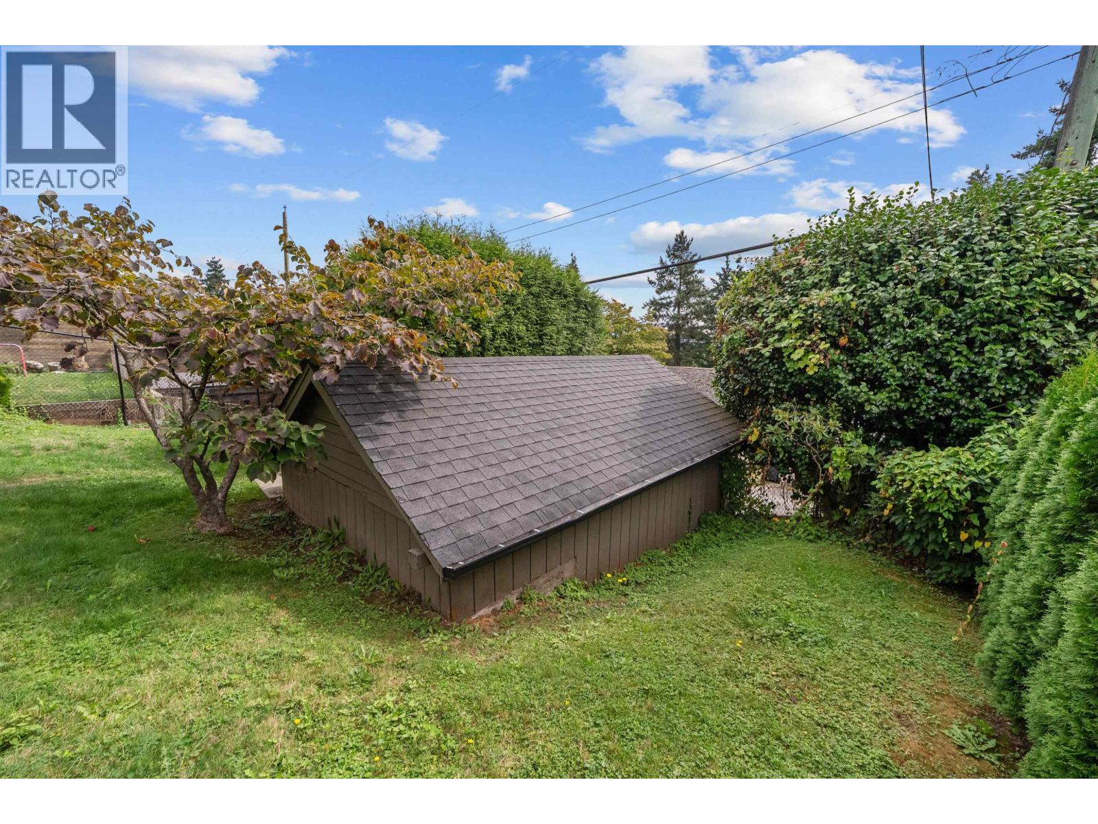 1137 Cloverley Street, North Vancouver, British Columbia  V7L 1N7 - Photo 32 - R3060167